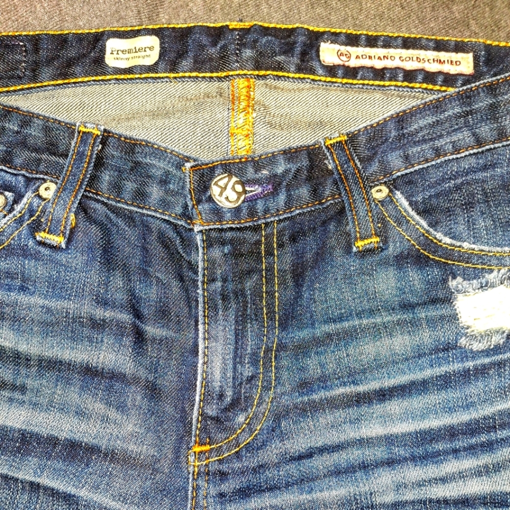 A.G. DENIM JEANS, LIKE NEW ! DARK DENIM, FIT GOOD!! IM JUST TOO BIG NOW, SIZE 28